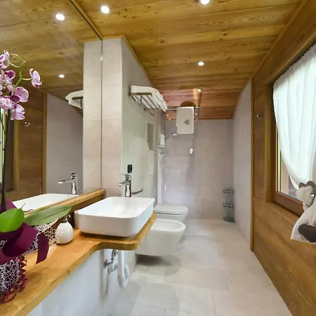 La Casa Della Guida Bed & Breakfast Pontey